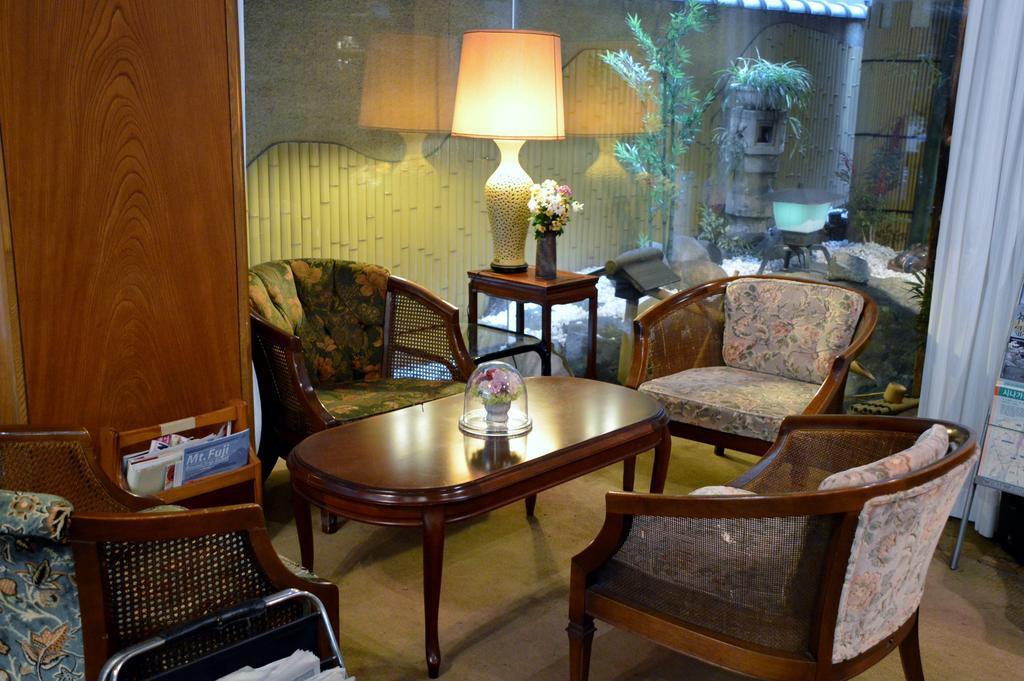 Tokiwa Hotel Токио Екстериор снимка
